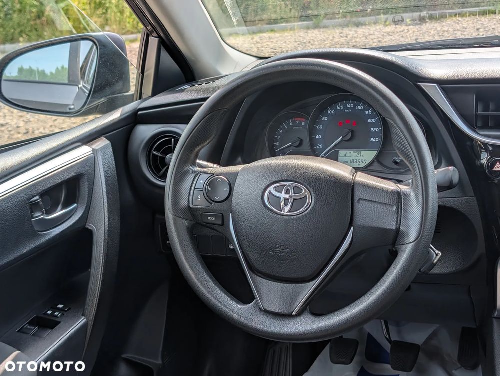Toyota Corolla 1.6 Premium - 18