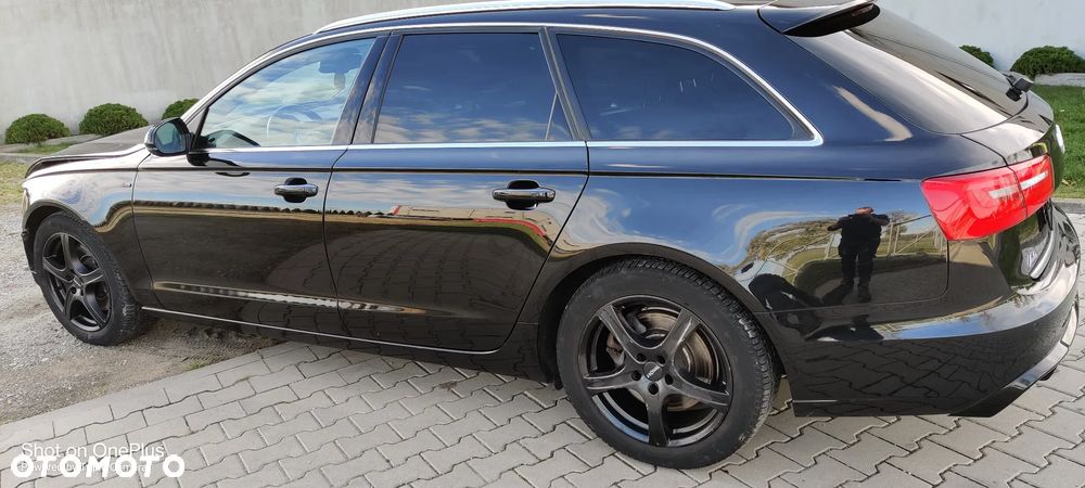 Audi A6 Avant 2012 photo 2