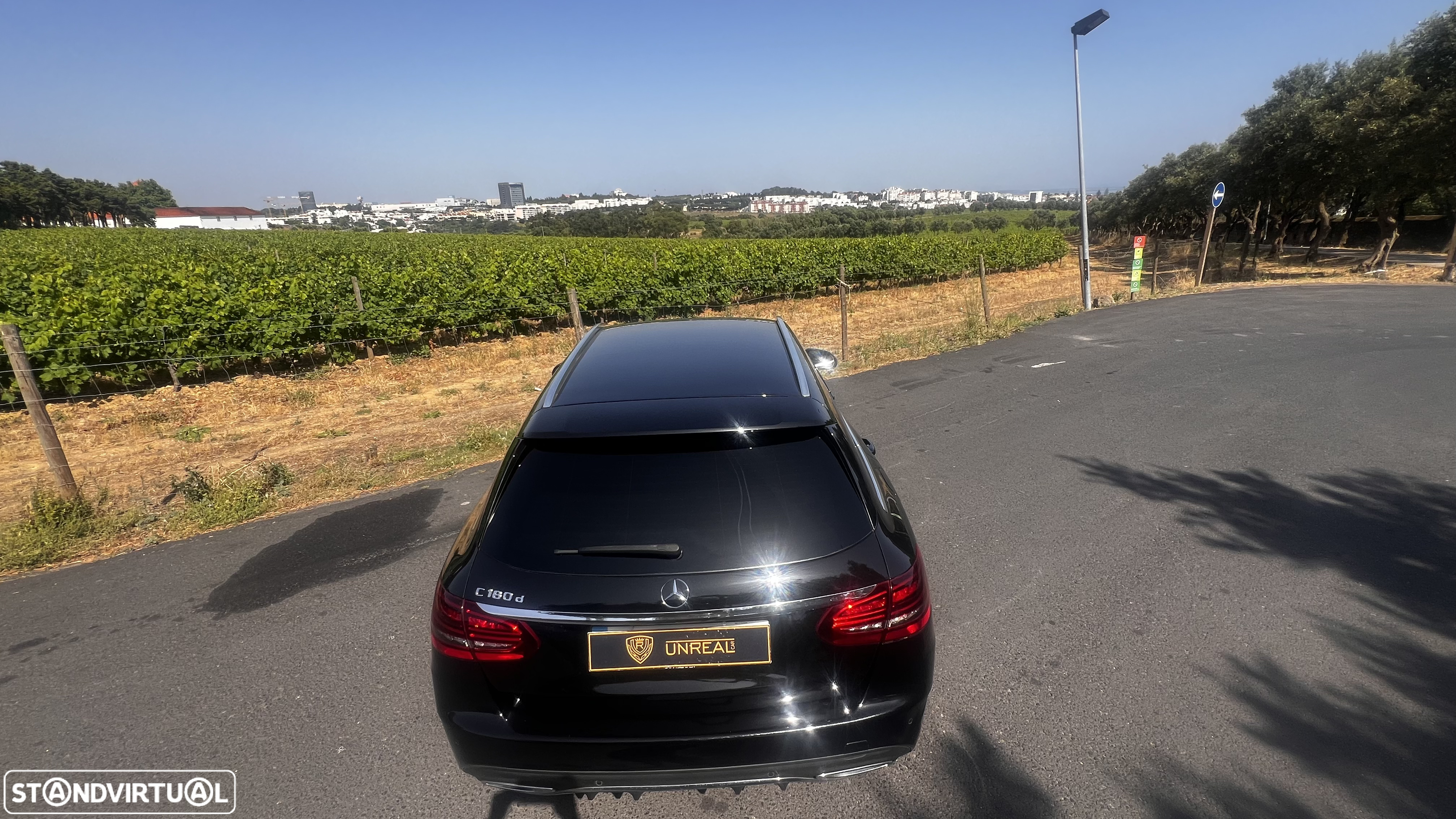 Mercedes-Benz C 180 d Station AMG Line - 25