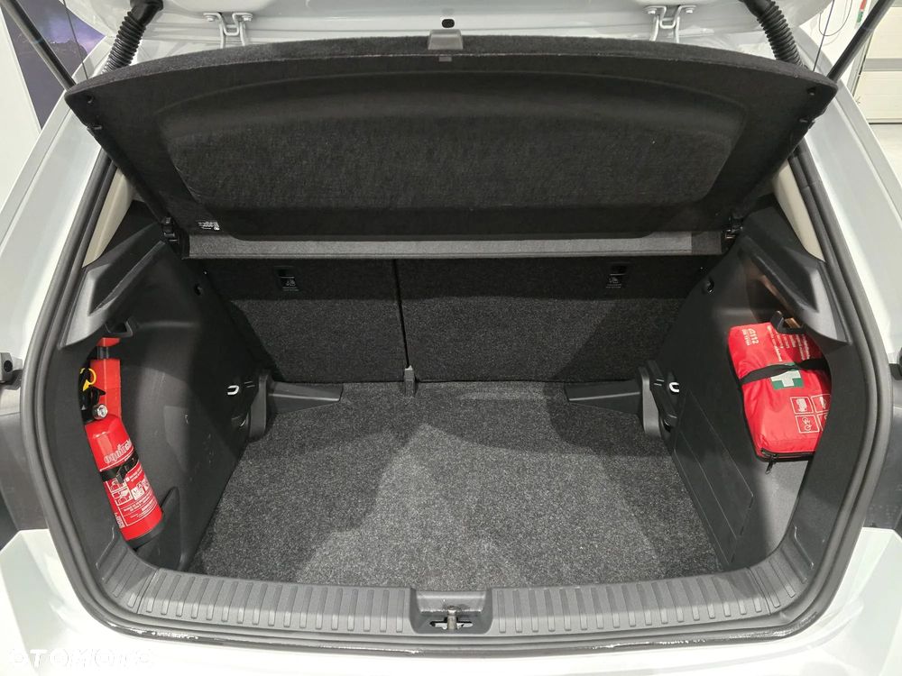 Skoda Fabia 1.0 Selection - 11