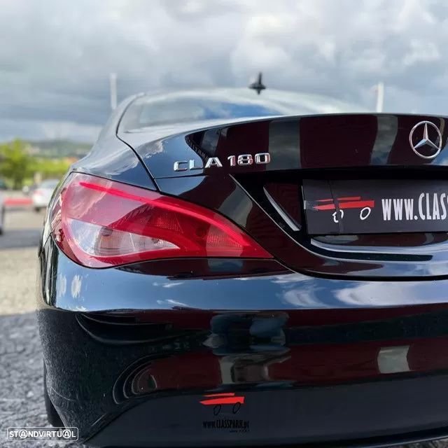 Mercedes-Benz CLA 180 d Urban - 4