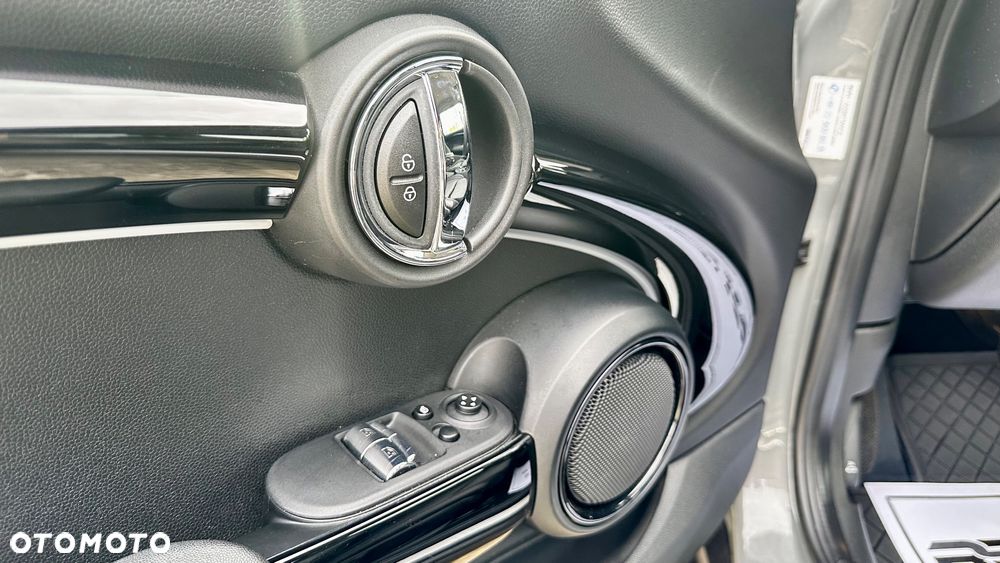 MINI Cooper SE Resolute Edition - 29