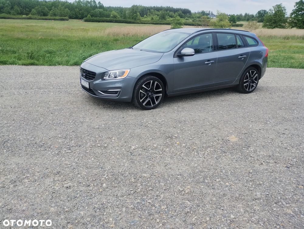 Volvo V60 - 1