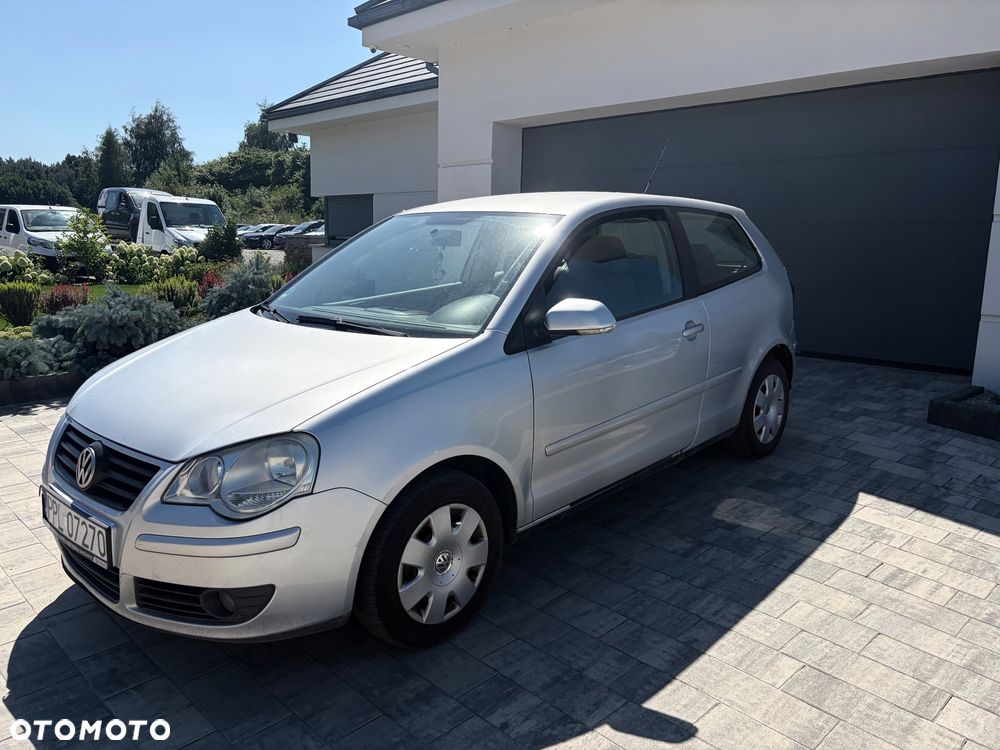 Volkswagen Polo 1.4 16V Q-Line - 2