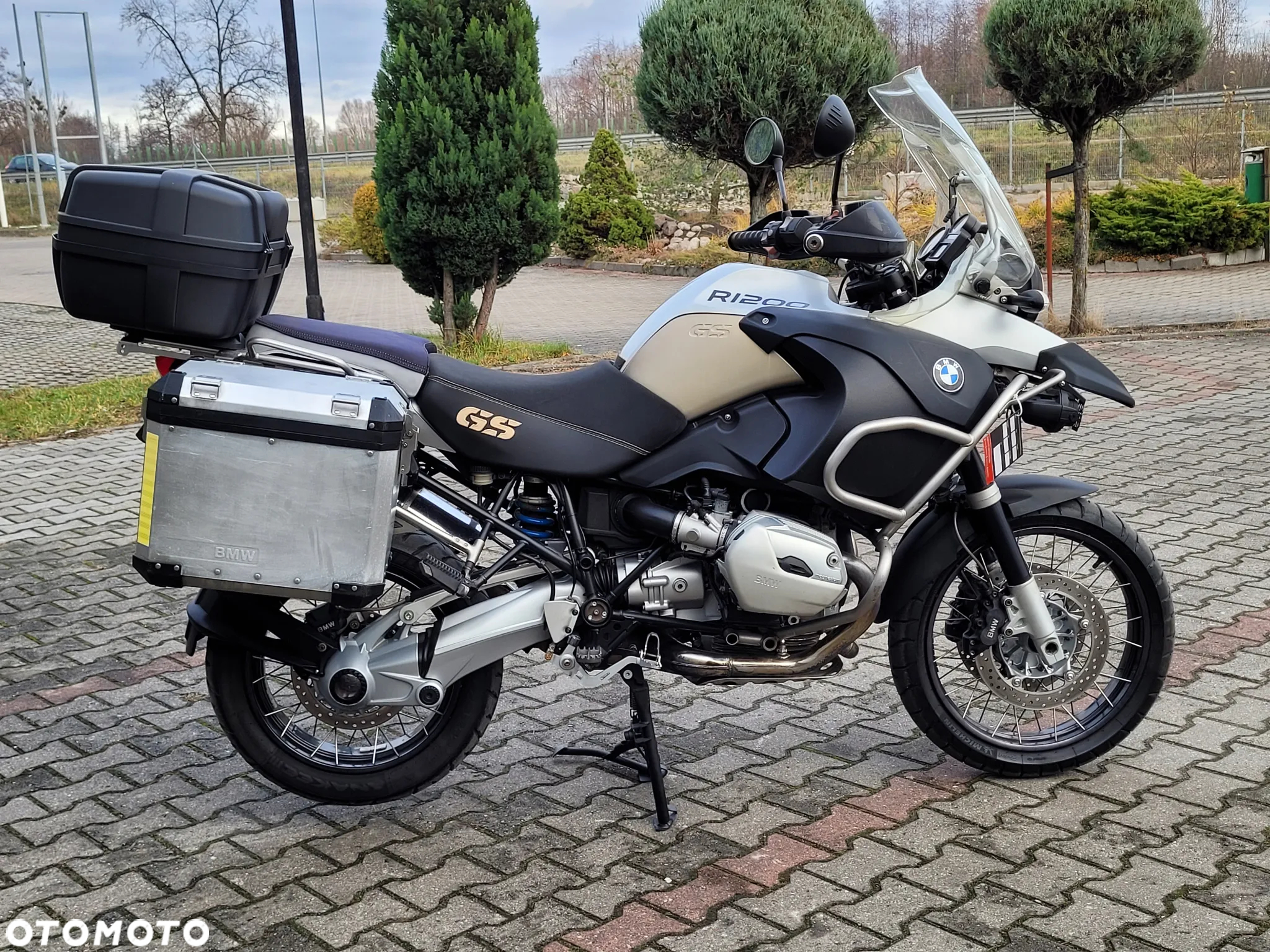 BMW R - 16