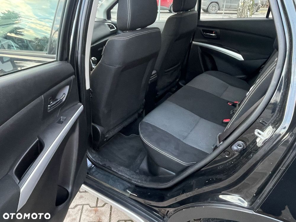 Suzuki SX4 S-Cross 1.6 DDiS 4x4 Comfort - 20