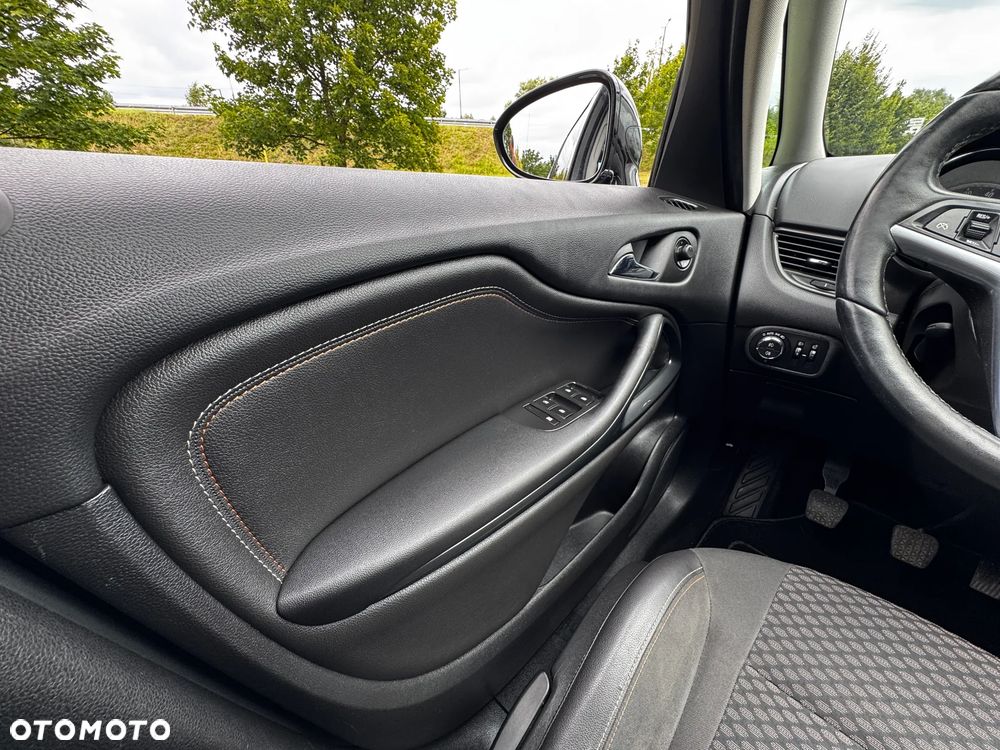 Opel Zafira 1.4 Turbo (ecoFLEX) Start/Stop Business Innovation - 25