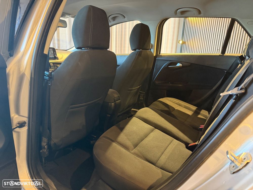 Fiat Tipo Station Wagon 1.3 M-Jet Lounge J17 - 24