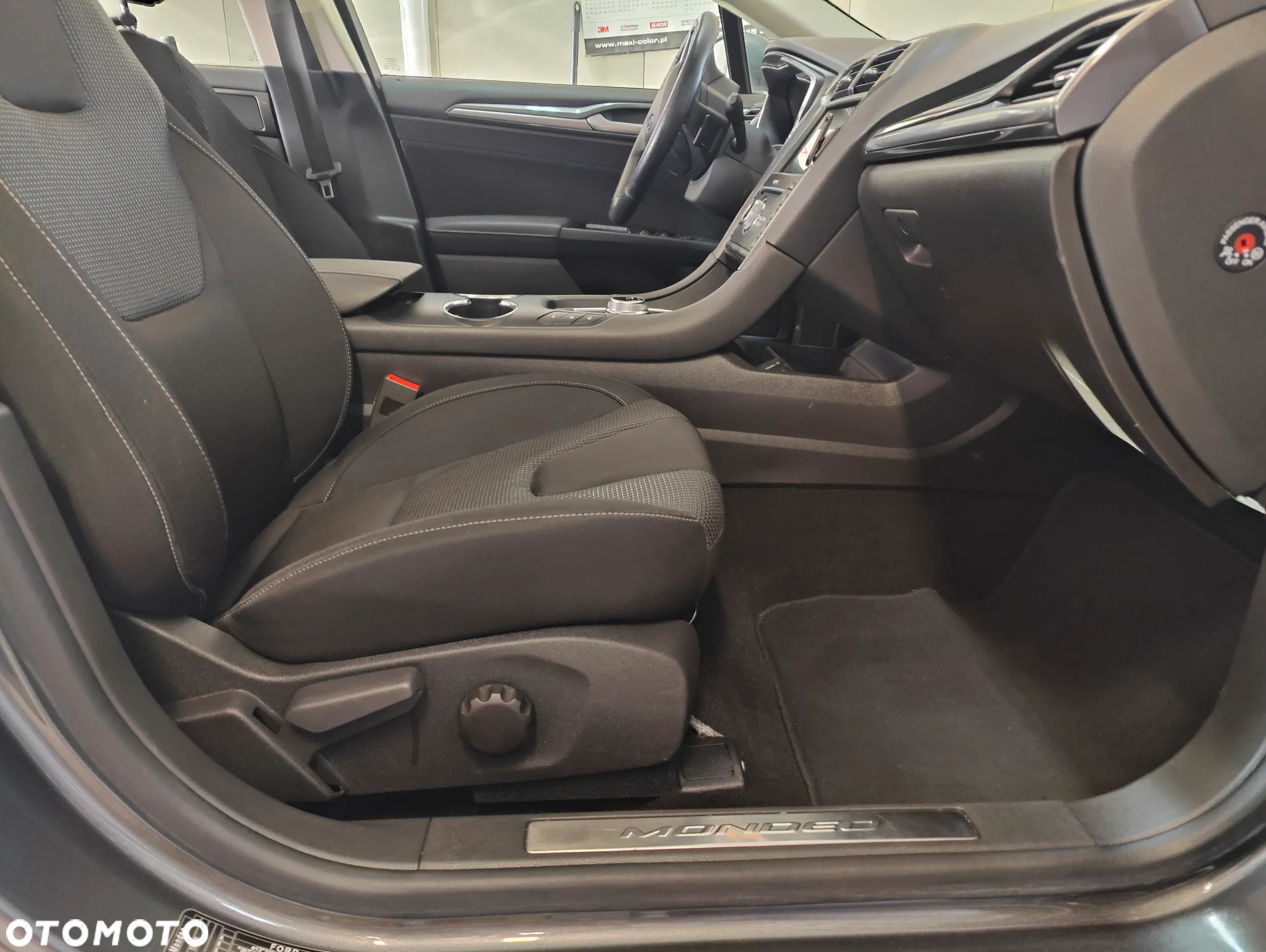 Ford Mondeo 2.0 EcoBlue Executive Plus - 25