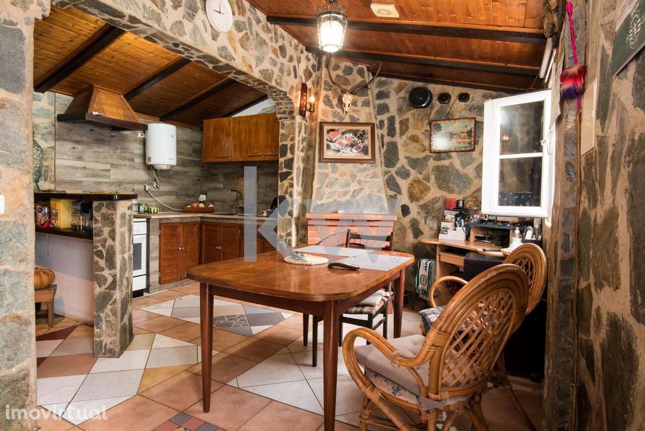 Quinta Moradia Térrea T3, Garagem, Piscina, Jardim e Espaço de Cultivo - Grande imagem: 4/29