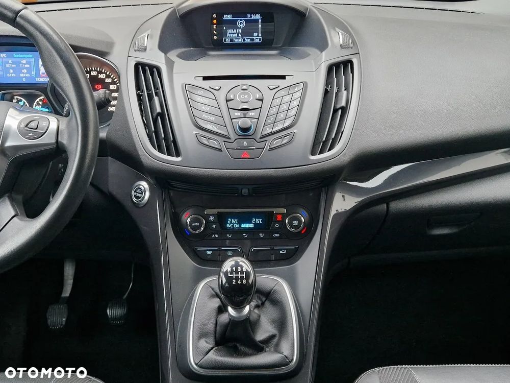 Ford Kuga 2.0 TDCi 4WD Titanium - 6