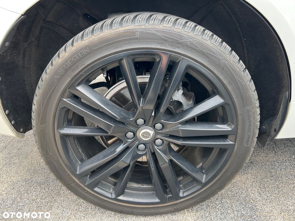 Volvo XC 60 D4 AWD R-Design - 17