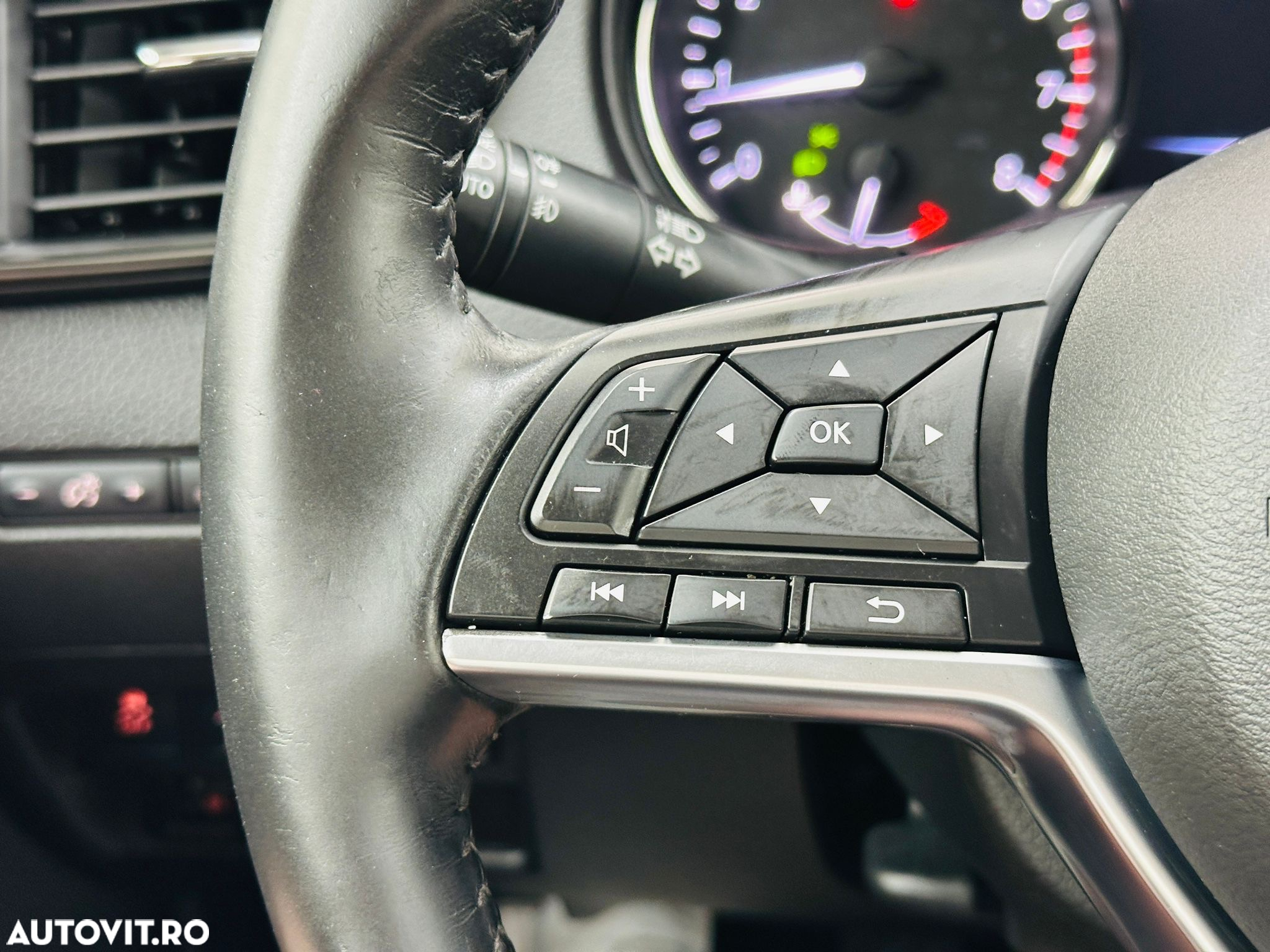 Nissan X-Trail - 37