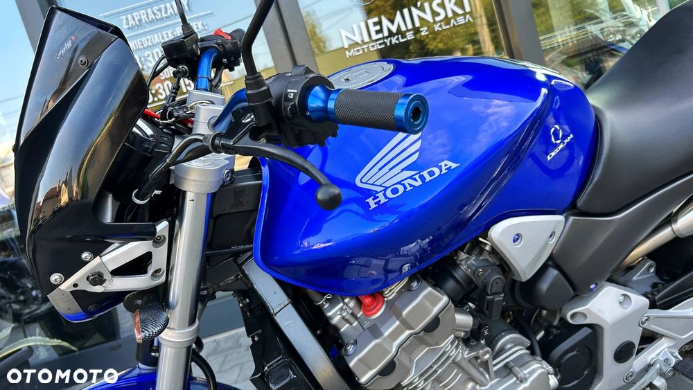 Honda Hornet - 16
