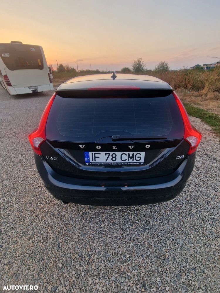 Volvo V60 D2 ECO Start-Stop Momentum - 25