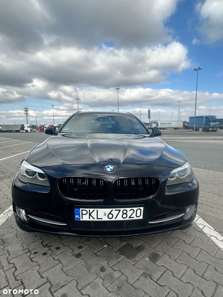 BMW Seria 5 520d Luxury Line - 2