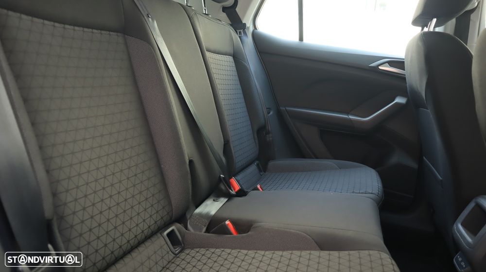 VW T-Cross 1.0 TSI Life DSG - 38