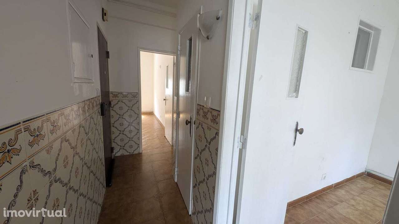 T2 HABITÁVEL NUM RÉS DO CHÃO - LAVRADIO - Grande imagem: 5/11