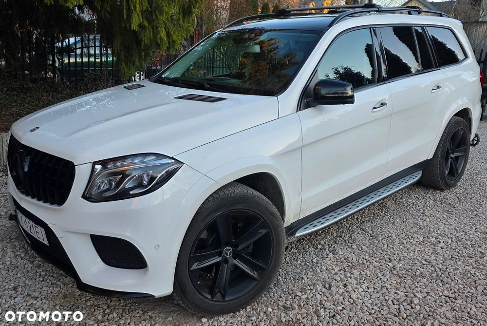 Mercedes-Benz GLS - 4