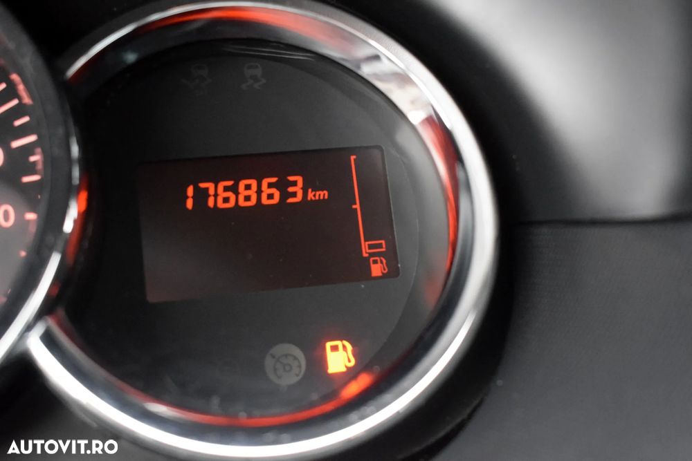 Dacia Duster 1.2 TCe Prestige jante 17" - 25