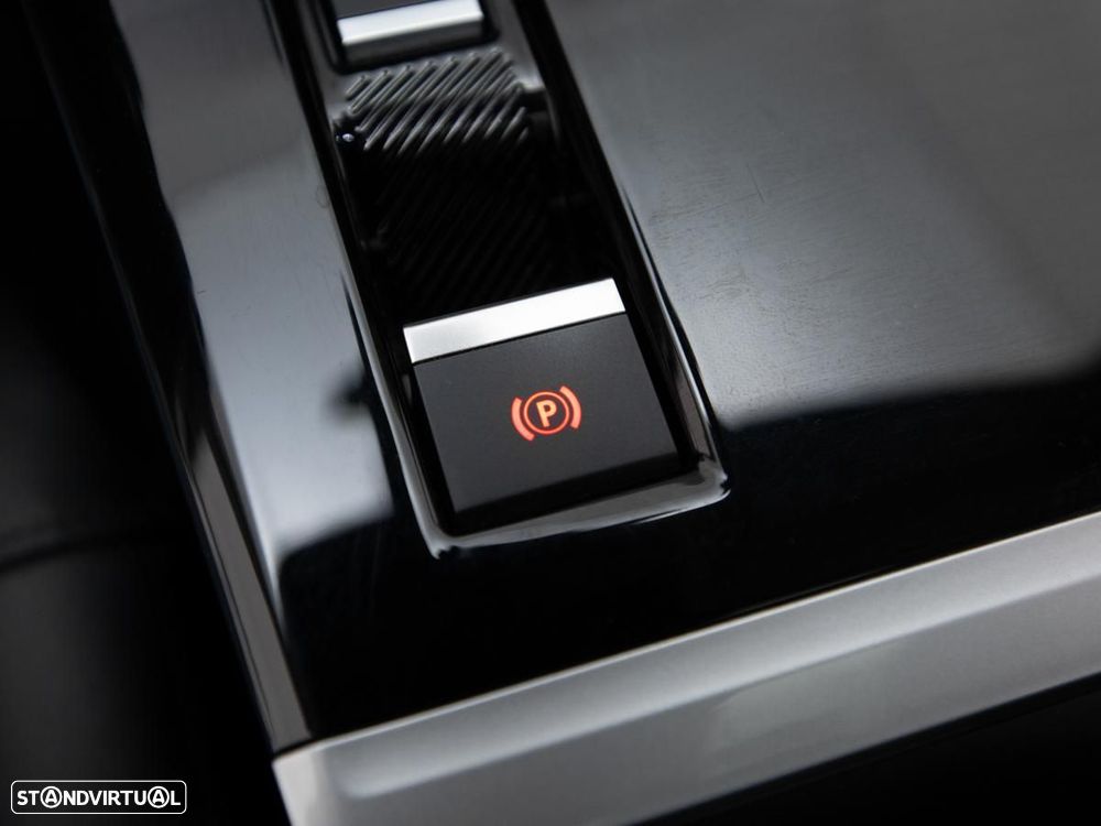 Citroën C5 X 1.6 Hybrid Shine e-EAT8 - 23