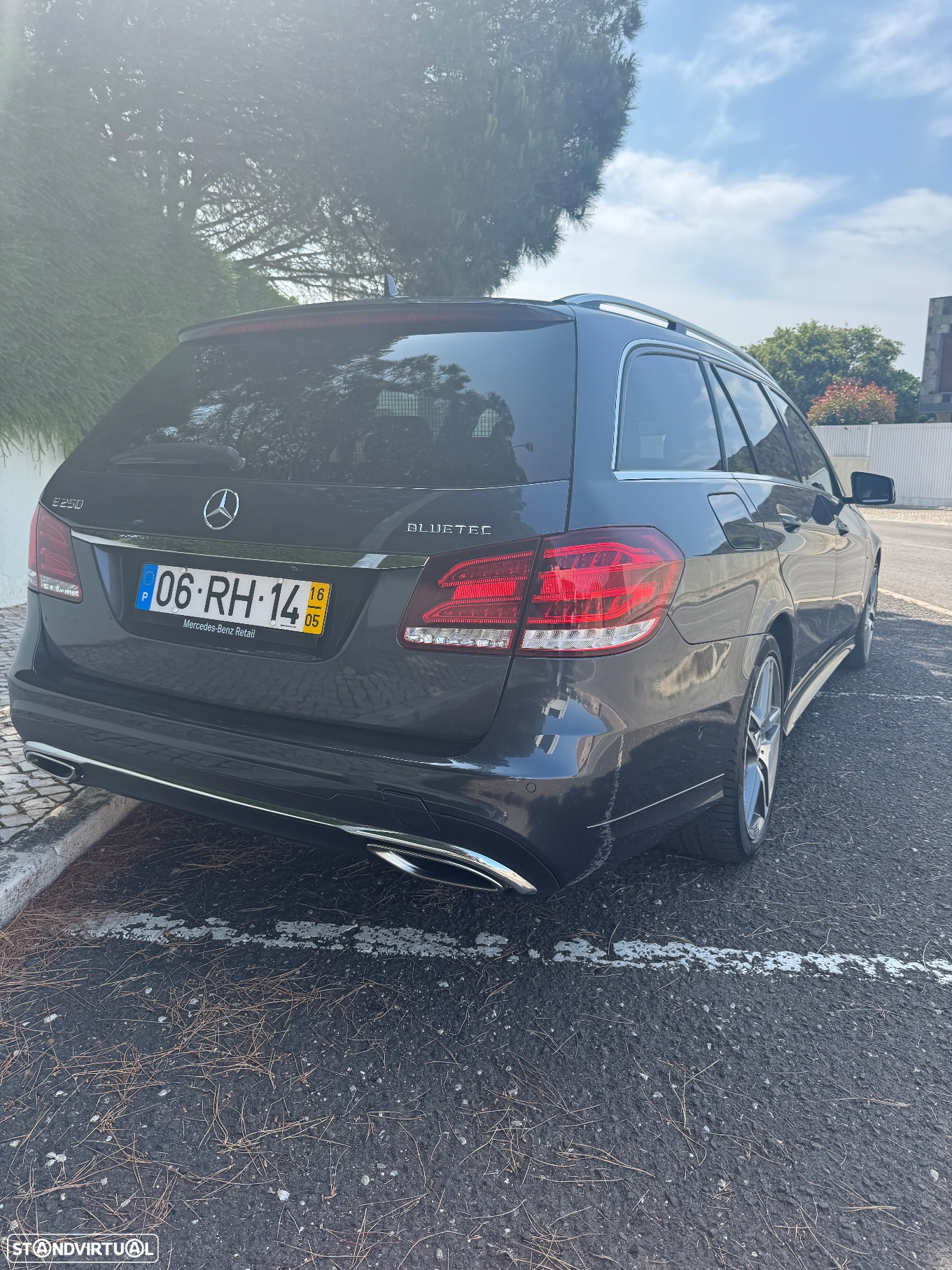 Mercedes-Benz E 250 BlueTEC Avantgarde Auto. - 3