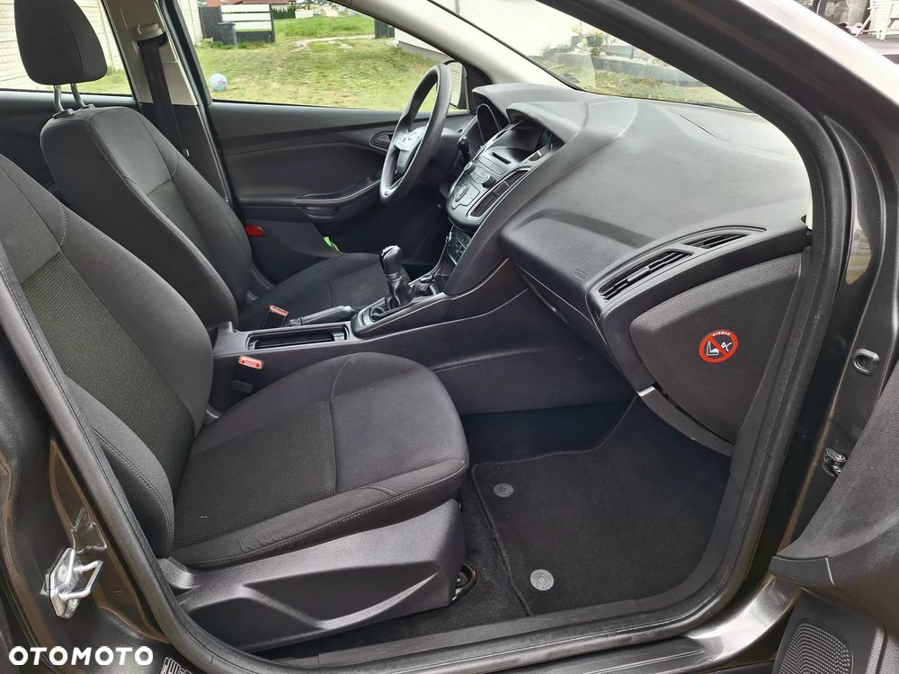 Ford Focus 1.0 EcoBoost Trend - 8