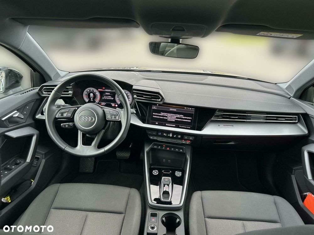 Audi A3 Sportback - 13