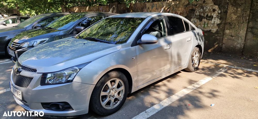 Chevrolet Cruze 2.0 SOHC LT - 2