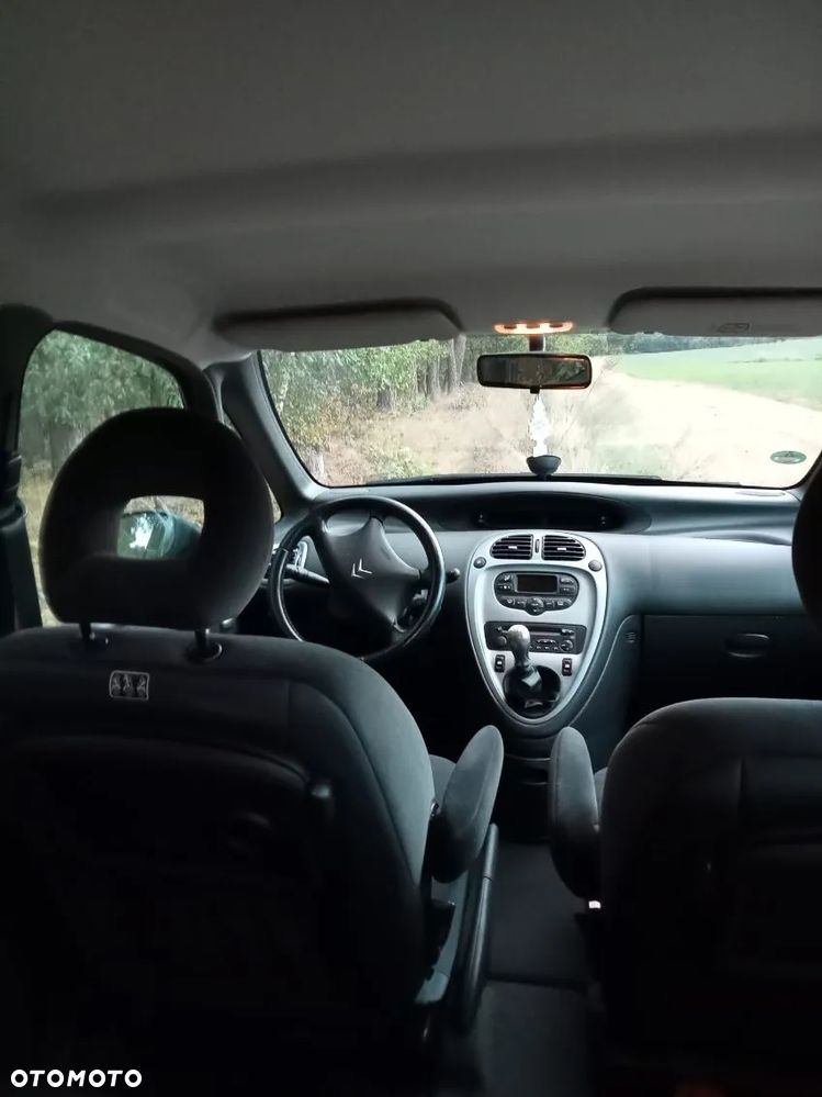 Citroën Xsara Picasso 1.6 Style - 9