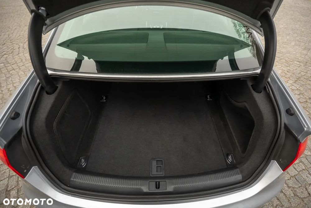 Audi A4 Limousine 2.0 TDI Sport - 21