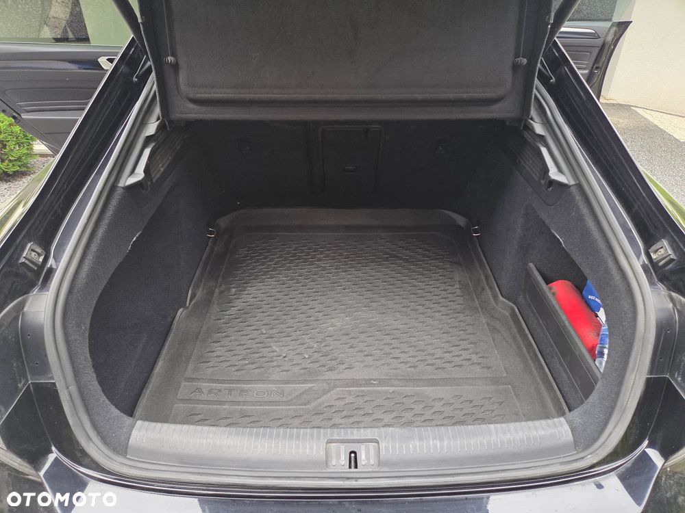 Volkswagen Arteon 2.0 TDI R-Line DSG - 19