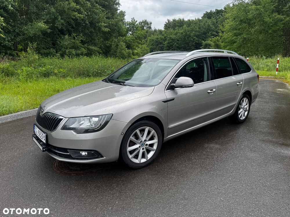 Skoda Superb 2.0 TDI Green tec DSG L&K - 1