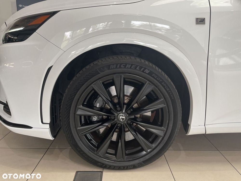 Lexus RX - 16