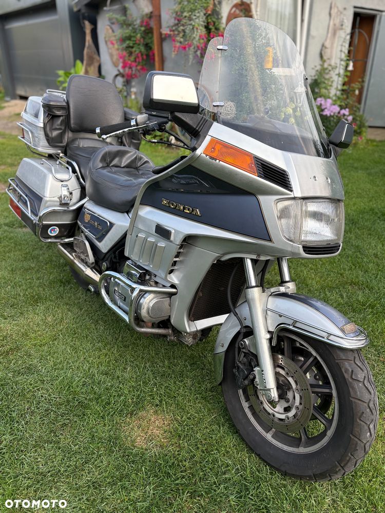 Honda GL - 4