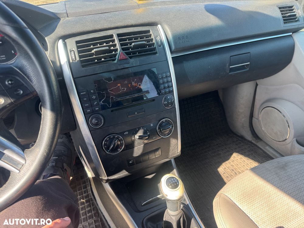 Mercedes-Benz B 200 CDI - 11