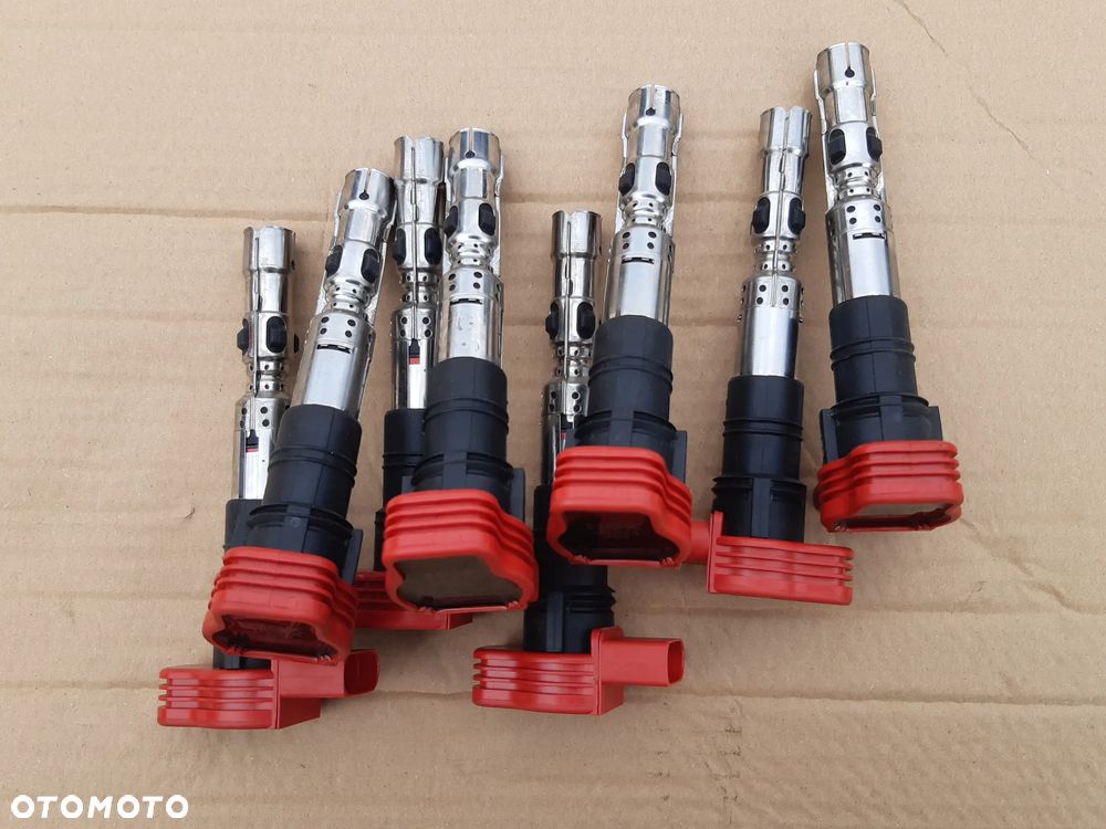 AUDI A8 D3 A6 C6 CEWKA ZAPŁONOWA NGK U5024 077905115T - 4