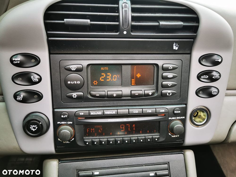 Porsche 911 Carrera 4 S Tiptronic - 12
