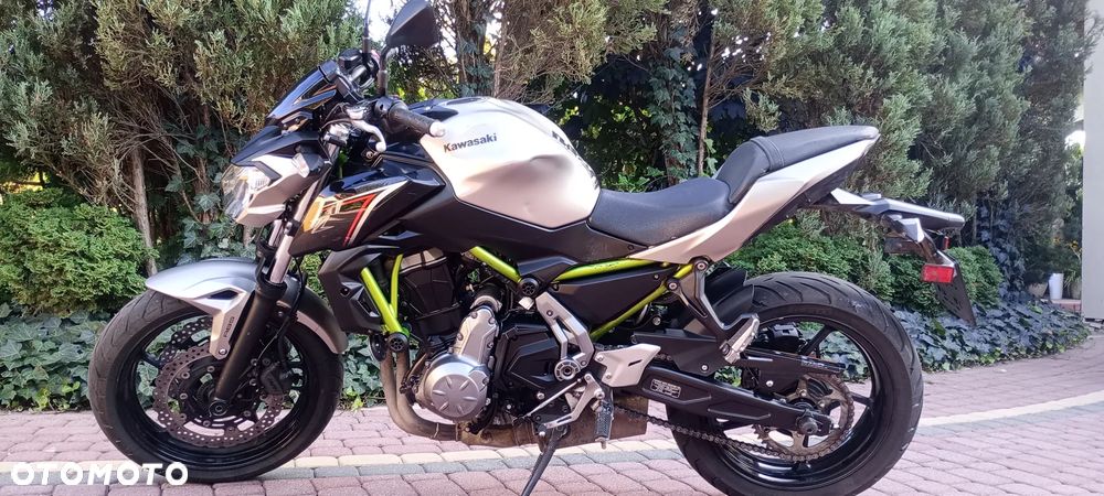 Kawasaki Z 650 - 17