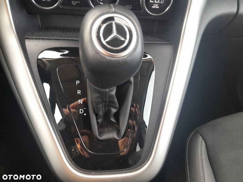 Mercedes-Benz Klasa T 2025