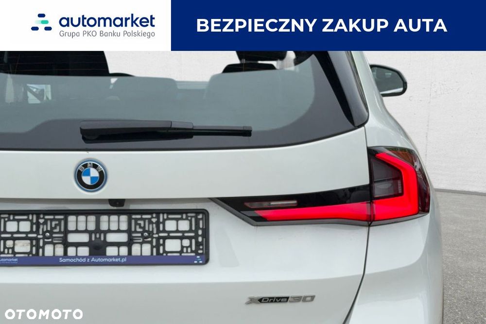 BMW iX1 xDrive30 66.5kWh xLine - 13