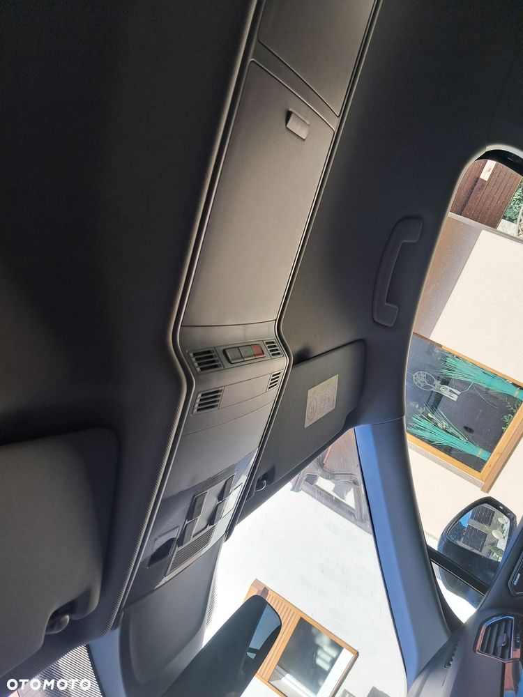 Volkswagen Tiguan Allspace - 33