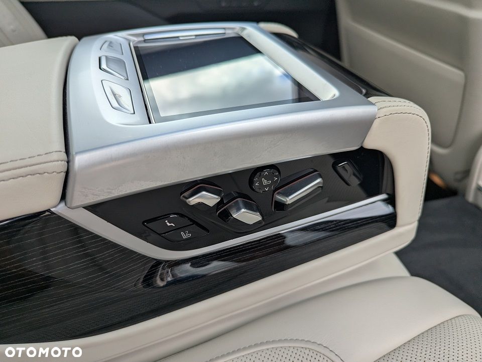 BMW Seria 7 750Ld xDrive - 35