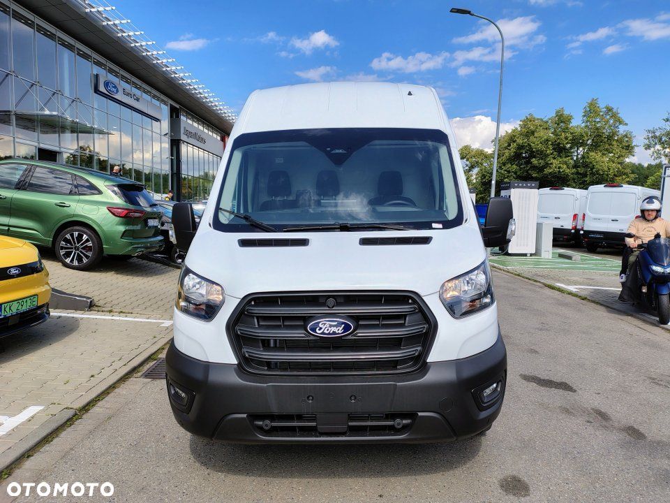 Ford Nowy Transit - 8