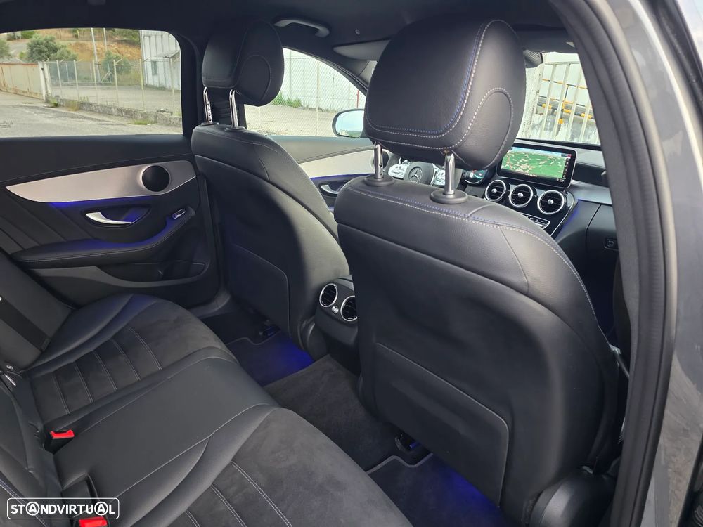 Mercedes-Benz C 300 de AMG Line - 23
