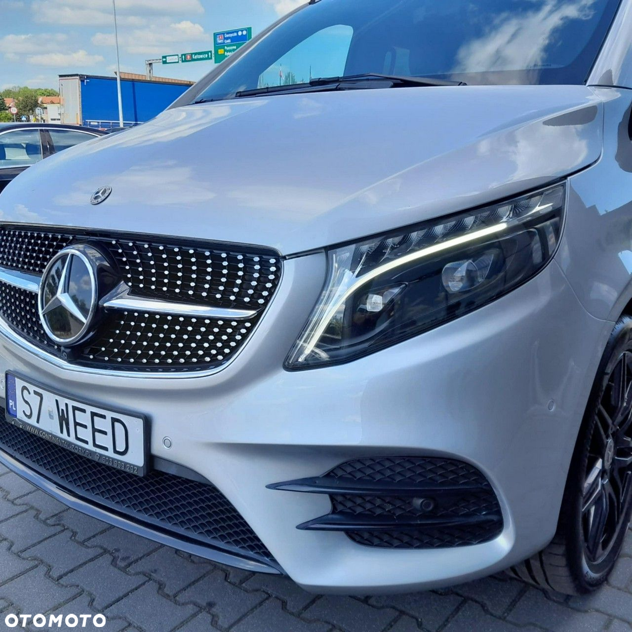 Mercedes-Benz Klasa V - 2