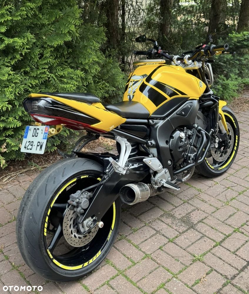 Yamaha FZ - 3