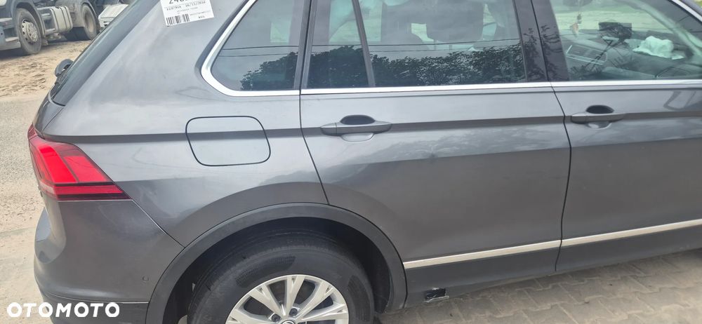 Volkswagen Tiguan - 8