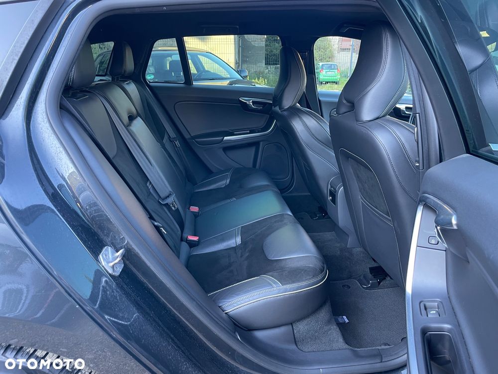 Volvo V60 D3 Geartronic RDesign - 20