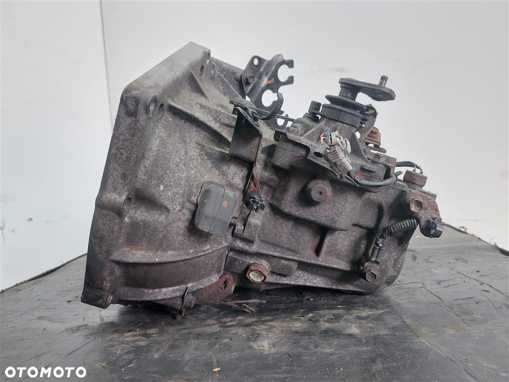 Skrzynia biegów Manualna Toyota Aygo  I 1.0 VVTI 68 KM  2005-2014 - 8
